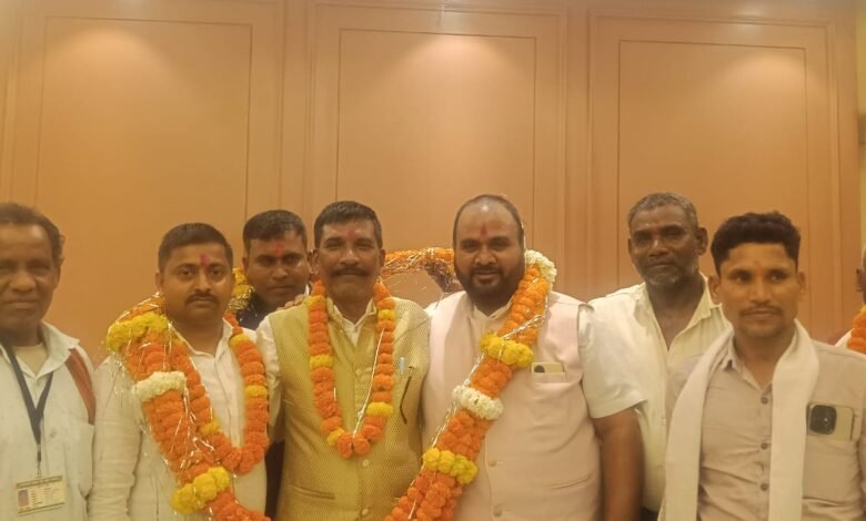 दुर्ग में छत्तीसगढ़ प्रदेश स्तरीय राजमिस्त्री ठेकेदार मजदूर संघ की आमसभा सम्पन्न, सर्वसम्मति से नई कार्यकारिणी का गठन