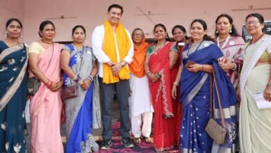 सावित्रीबाई फुले जयंती व महिला दिवस पर उत्कृष्ट कार्य करने वाली महिलाओं का सम्मान