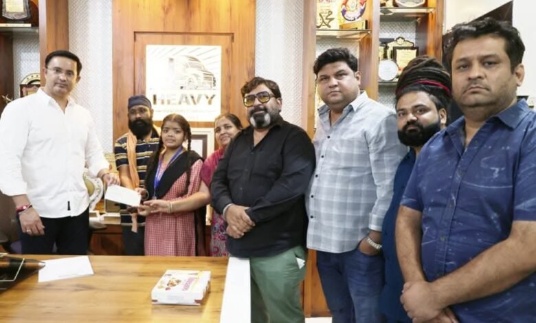 बीमार पिता की बेटी की पढ़ाई में यूथ सिख सेवा समिति बनी सहारा 20 हजार रुपये की दी शिक्षा सहायता बीमार पिता की बेटी की पढ़ाई में यूथ सिख सेवा समिति बनी सहारा 20 हजार रुपये की दी शिक्षा सहायता