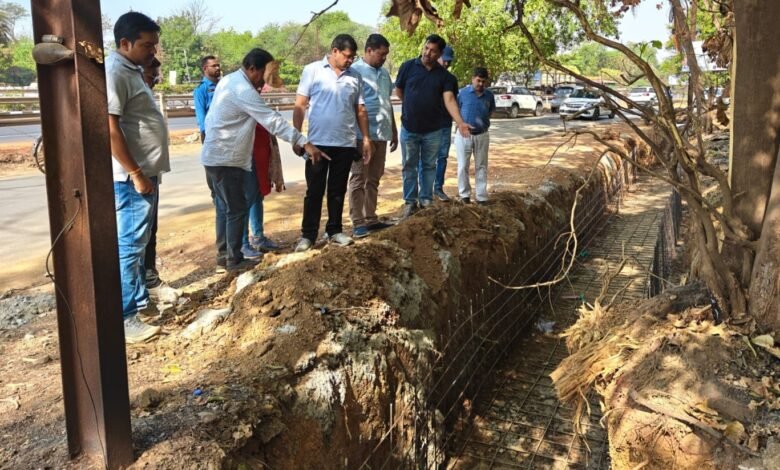 निगम भिलाई द्वारा नाला निर्माण कार्य का अवलोकन