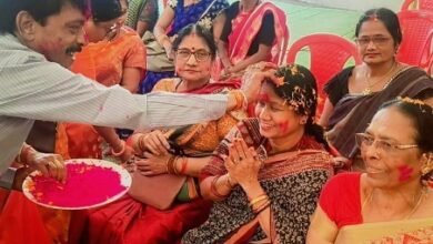 नगर निगम कार्यालय में होली मिलन समारोह: भक्तिमय गीतों से माहौल हुआ मंगलमय नगर निगम कार्यालय में होली मिलन समारोह: भक्तिमय गीतों से माहौल हुआ मंगलमय