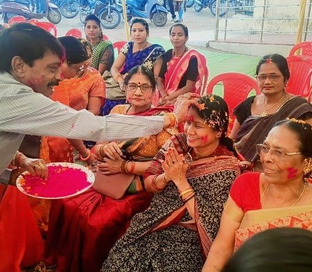 नगर निगम कार्यालय में होली मिलन समारोह: भक्तिमय गीतों से माहौल हुआ मंगलमय नगर निगम कार्यालय में होली मिलन समारोह: भक्तिमय गीतों से माहौल हुआ मंगलमय