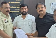 सांसद विजय बघेल पर अभद्र टिप्पणी से नाराज भाजपा के पदाधिकारी,थाने पहुंचे सांसद प्रतिनिधि सख्त कार्रवाई की मांग