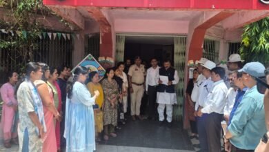 सड़क सुरक्षा को लेकर सांसद विजय बघेल की पहल, अधिकारियों को दिलाई शपथ