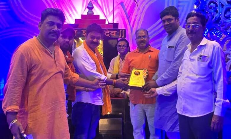 शनि जयंती पर भाजपा ओबीसी मोर्चा के प्रदेश कार्य समिति सदस्य कन्हैया सोनी ने की पूजा-अर्चना सैक्टर-6 शनि मंदिर में भगवान शनिदेव से प्रदेशवासियों के सुख-समृद्धि की कामना शनि जयंती पर भाजपा ओबीसी मोर्चा के प्रदेश कार्य समिति सदस्य कन्हैया सोनी ने की पूजा-अर्चना सैक्टर-6 शनि मंदिर में भगवान शनिदेव से प्रदेशवासियों के सुख-समृद्धि की कामना