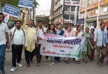 महंगाई के खिलाफ कोसानगर ब्लॉक कांग्रेस का हल्ला बोल प्रदर्शन केंद्र और राज्य सरकार की नीतियों के विरोध में जमकर नारेबाजी, बढ़ती कीमतों पर जताया आक्रोश
