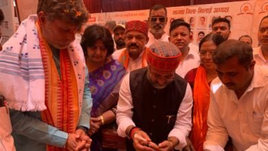 पंडित दीनदयाल उपाध्याय जिला प्रशिक्षण वर्ग का शुभारंभ भाजपा प्रदेश अध्यक्ष किरण देव सिंह ने किया उद्घाटन, कार्यकर्ताओं को संगठन मजबूती का दिया संदेश पंडित दीनदयाल उपाध्याय जिला प्रशिक्षण वर्ग का शुभारंभ भाजपा प्रदेश अध्यक्ष किरण देव सिंह ने किया उद्घाटन, कार्यकर्ताओं को संगठन मजबूती का दिया संदेश