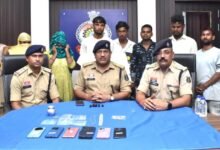 ब्रेकिंग न्यूज़: सूने मकानों में चोरी करने वाले अंतरजिला गिरोह का पर्दाफाश, 6 आरोपी और एक नाबालिग पकड़े गए