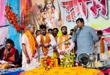 दिव्य श्रीराम कथा का भव्य समापन, श्रद्धा और भक्ति में सराबोर हुए श्रद्धालु दिव्य श्रीराम कथा में अनेक जनप्रतिनिधि हुए शामिल