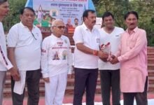 भिलाई में 12वें अंतर्राष्ट्रीय योग दिवस पर भव्य आयोजन, सांसद विजय बघेल ने किया योगाभ्यास