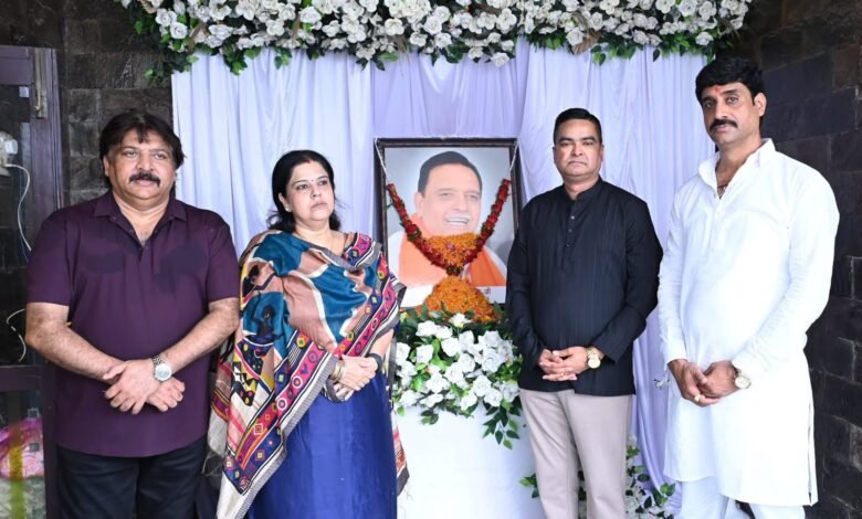 पूर्व विधायक विद्यारतन भसीन की पुण्यतिथि पर सेवा कार्यों का आयोजन, रक्तदान शिविर में उमड़ी भीड़ पूर्व विधायक विद्यारतन भसीन की पुण्यतिथि पर सेवा कार्यों का आयोजन, रक्तदान शिविर में उमड़ी भीड़