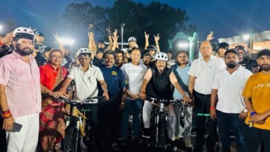 भिलाई में पहली बार आयोजित हुई दो दिवसीय MTB फ्रीस्टाइल साइक्लिंग चैंपियनशिप, बारिश के बीच खिलाड़ियों का हौसला बढ़ाने पहुंचे सांसद विजय बघेल भिलाई में पहली बार आयोजित हुई दो दिवसीय MTB फ्रीस्टाइल साइक्लिंग चैंपियनशिप, बारिश के बीच खिलाड़ियों का हौसला बढ़ाने पहुंचे सांसद विजय बघेल