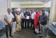 भाजपा शिक्षा प्रकोष्ठ ने एसएसपी दुर्ग को सौंपा ज्ञापन, स्कूल-कॉलेजों के आसपास पिंक पेट्रोल और पुलिस गश्त बढ़ाने की मांग छात्राओं की सुरक्षा, नशामुक्ति अभियान और अवैध गतिविधियों पर सख्ती को लेकर हुई चर्चा, एसएसपी ने दिया प्रभावी कार्रवाई का आश्वासन संवाद अपडेट 