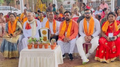निःशुल्क स्वास्थ्य शिविर के पांचवें दिन उमड़ी जनभागीदारी, अतिथियों ने की जनसेवा की सराहना प्रधानमंत्री नरेंद्र मोदी के नेतृत्व के 12 वर्ष पूर्ण होने पर HMGM जन सेवा समिति का आयोजन, सेवा कार्यों की अतिथियों ने की प्रशंसा