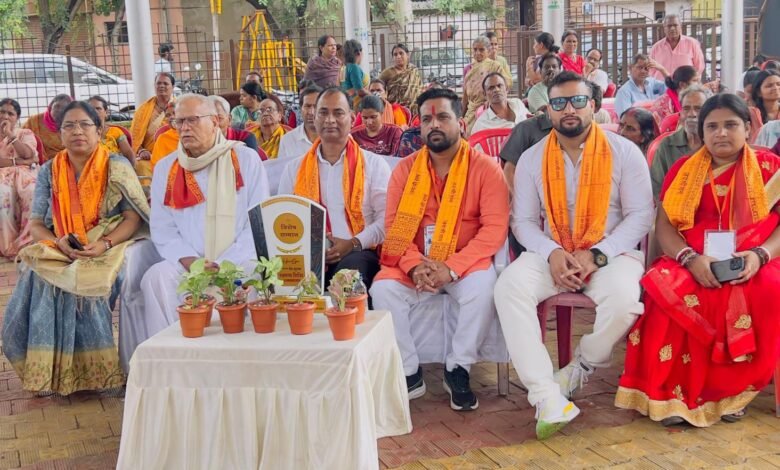 निःशुल्क स्वास्थ्य शिविर के पांचवें दिन उमड़ी जनभागीदारी, अतिथियों ने की जनसेवा की सराहना प्रधानमंत्री नरेंद्र मोदी के नेतृत्व के 12 वर्ष पूर्ण होने पर HMGM जन सेवा समिति का आयोजन, सेवा कार्यों की अतिथियों ने की प्रशंसा