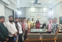 उद्योग चैंबर भिलाई के प्रतिनिधिमंडल ने आयुक्त सुरुचि सिंह से की मुलाकात, उद्योगों की समस्याओं से कराया अवगत सड़क, स्वच्छता, जल निकासी और नगर निगम सेवाओं में सुधार की उठाई मांग, आयुक्त ने समाधान का दिया भरोसा