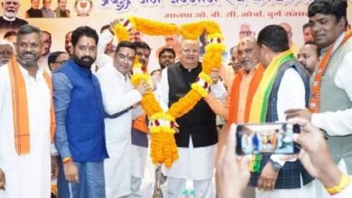 भिलाई में भाजपा ओबीसी मोर्चा का प्रबुद्धजन सम्मान एवं संभागीय कार्यकर्ता सम्मेलन संपन्न विधानसभा अध्यक्ष डॉ. रमन सिंह, उप मुख्यमंत्री अरुण साव और क्षेत्रीय संगठन महामंत्री पवन साय सहित कई वरिष्ठ नेता रहे उपस्थित भिलाई में भाजपा ओबीसी मोर्चा का प्रबुद्धजन सम्मान एवं संभागीय कार्यकर्ता सम्मेलन संपन्न विधानसभा अध्यक्ष डॉ. रमन सिंह, उप मुख्यमंत्री अरुण साव और क्षेत्रीय संगठन महामंत्री पवन साय सहित कई वरिष्ठ नेता रहे उपस्थित