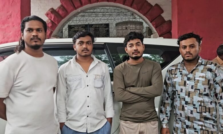 जानलेवा हमले के मुख्य फरार आरोपियों की गिरफ्तारी की मांग, पीड़ित परिवार ने एसपी दुर्ग को सौंपा ज्ञापन