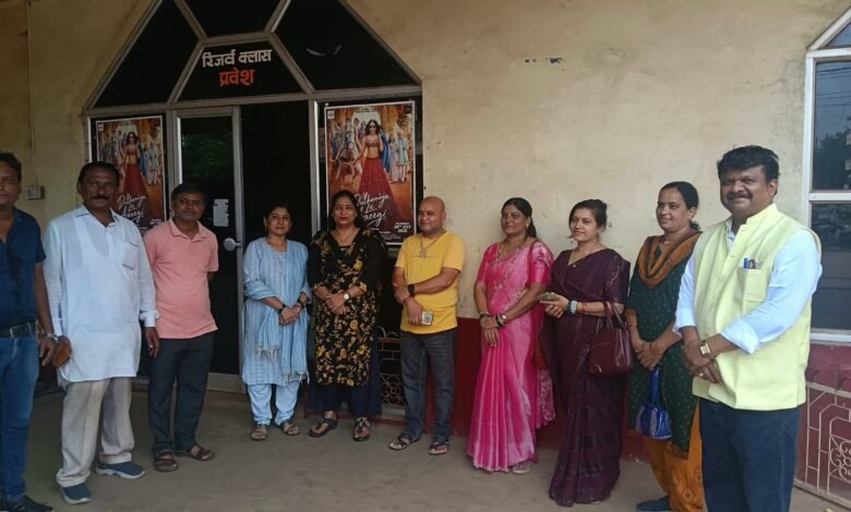 रियल एस्टेट एसोसिएशन दुर्ग-भिलाई की नई कार्यकारिणी गठित आशीष जैन बने अध्यक्ष, पांच डिसमिल से कम भूमि की रजिस्ट्री शुरू कराने की मांग उठी रियल एस्टेट एसोसिएशन दुर्ग-भिलाई की नई कार्यकारिणी गठित आशीष जैन बने अध्यक्ष, पांच डिसमिल से कम भूमि की रजिस्ट्री शुरू कराने की मांग उठी