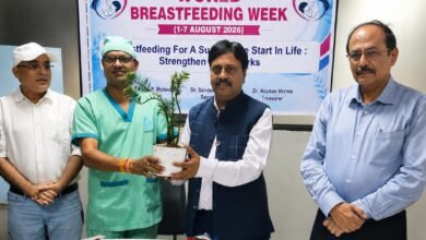 स्तनपान से शिशु को मिलता है सर्वोत्तम पोषण, माताओं को जागरूक करना जरूरी : डॉ. उदय कुमार स्तनपान से शिशु को मिलता है सर्वोत्तम पोषण, माताओं को जागरूक करना जरूरी : डॉ. उदय कुमार