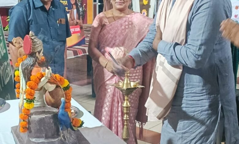 छत्तीसगढ़ चेंबर के उद्यमिता कार्यक्रम में युवाओं को आत्मनिर्भर बनने का संदेश छत्तीसगढ़ चेंबर के उद्यमिता कार्यक्रम में युवाओं को आत्मनिर्भर बनने का संदेश