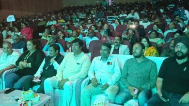 याद आओगे मुकेश… जाने वाले हो, सके तो लौट के आना” — एक शाम उनके नाम श्रद्धांजलि कार्यक्रम आयोजित याद आओगे मुकेश… जाने वाले हो, सके तो लौट के आना” — एक शाम उनके नाम श्रद्धांजलि कार्यक्रम आयोजित