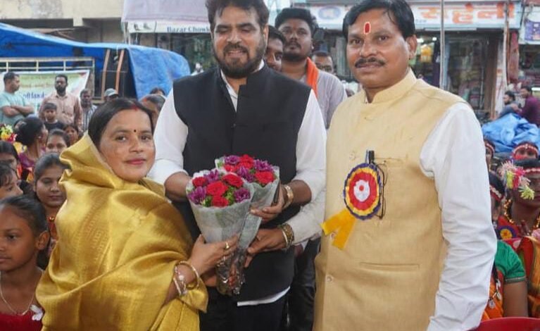 भोजली उत्सव में गूंजी छत्तीसगढ़ी संस्कृति, 40 वार्डों ने दिया भाईचारे का संदेश भोजली उत्सव में गूंजी छत्तीसगढ़ी संस्कृति, 40 वार्डों ने दिया भाईचारे का संदेश