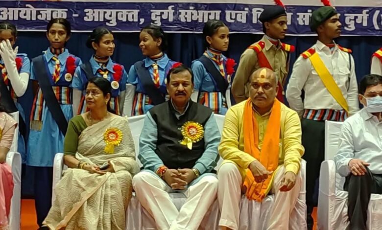 खेल अनुशासन, आत्मविश्वास और व्यक्तित्व विकास का माध्यम : सांसद विजय बघेल खेल अनुशासन, आत्मविश्वास और व्यक्तित्व विकास का माध्यम : सांसद विजय बघेल