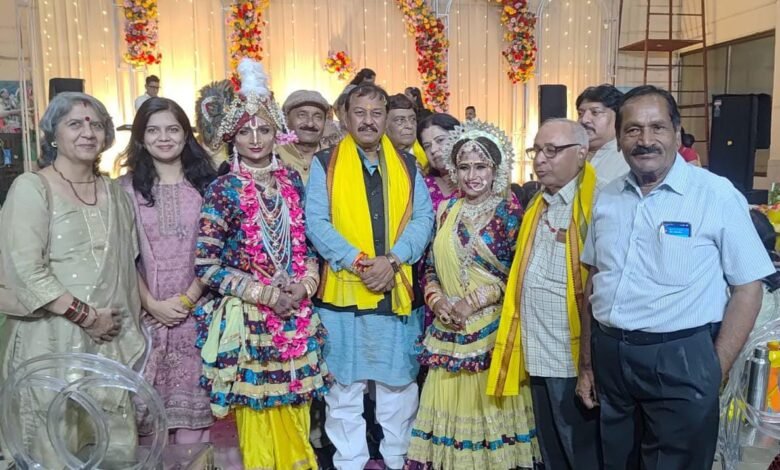 पंचशील पंजाबी एसोसिएशन ने धूमधाम से मनाया कृष्ण जन्माष्टमी महोत्सव पंचशील पंजाबी एसोसिएशन ने धूमधाम से मनाया कृष्ण जन्माष्टमी महोत्सव