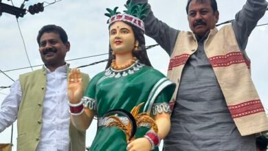 हथखोज में छत्तीसगढ़ महतारी की प्रतिमा का स्थापना एवं अनावरण हथखोज में छत्तीसगढ़ महतारी की प्रतिमा का स्थापना एवं अनावरण