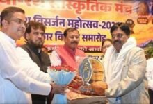 भिलाई की गणेश झांकियों का ग्लोब चौक पर हुआ सम्मान