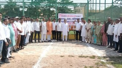 कांग्रेस के पदाधिकारियों ने महात्मा गांधी और शास्त्री जी को किया नमन कांग्रेस के पदाधिकारियों ने महात्मा गांधी और शास्त्री जी को किया नमन