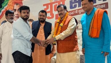 युवा संवाद : विजन 2047 में युवाओं की भूमिका पर सांसद विजय बघेल ने किया संवाद युवा संवाद : विजन 2047 में युवाओं की भूमिका पर सांसद विजय बघेल ने किया संवाद