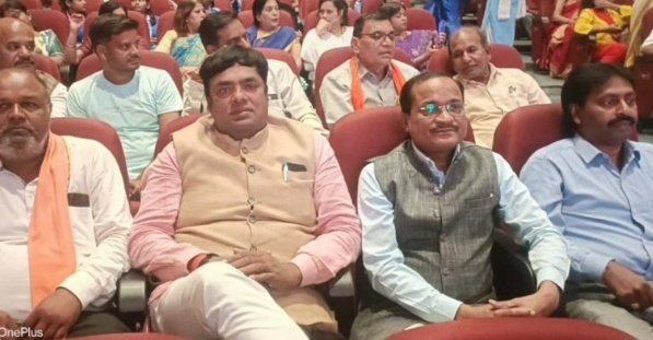 सेवा संकल्प अभियान: लाइट एंड साउंड शो में जीवंत हुई पीएम मोदी की 25 वर्षों की जनसेवा यात्रा