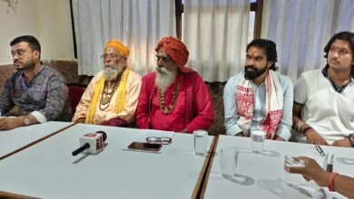 संस्कृत को पहली कक्षा से अनिवार्य किया जाए, संस्कृत विद्यालयों को मिले आर्थिक सहायता : महामंडलेश्वर सर्वेश्वर दास