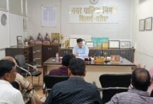भिलाई-चरोदा निगम कमिश्नर एस.के. सुंदरानी ने ली अधिकारियों-कर्मचारियों की बैठक