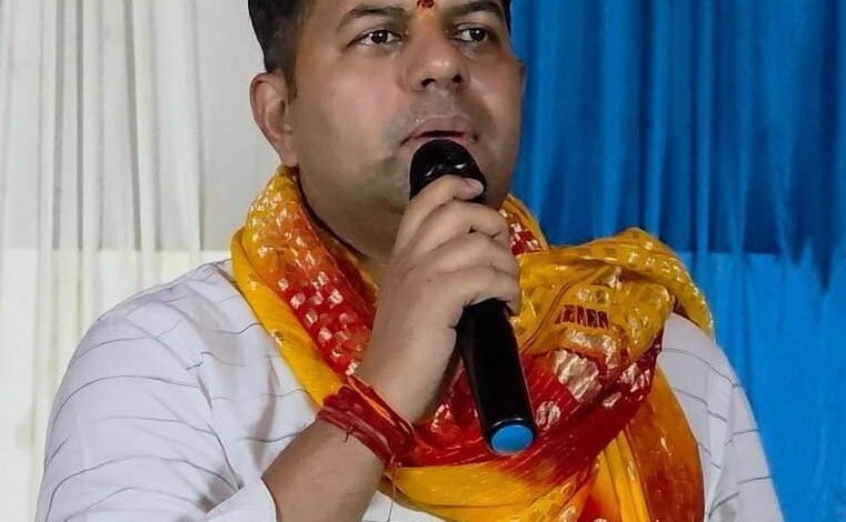 राजनीतिक विरोध अपनी जगह, लेकिन प्रधानमंत्री के पिता पर टिप्पणी करना अनुचित; युवा पीढ़ी ऐसी भाषा को स्वीकार नहीं करती — मनीष पाण्डेय