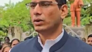 हॉस्पिटल सेक्टर के 724 परिवारों को वहीं मिले प्रधानमंत्री आवास योजना का लाभ : देवेंद्र यादव हॉस्पिटल सेक्टर के 724 परिवारों को वहीं मिले प्रधानमंत्री आवास योजना का लाभ : देवेंद्र यादव